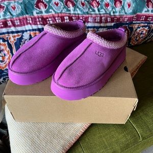 NEW UGG Tasman slippers sz 9
